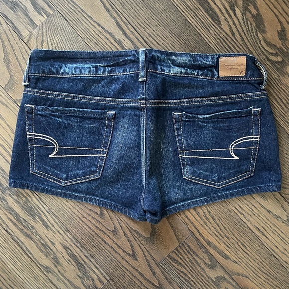 NEW American Eagle Jeans - Picture 3 of 3